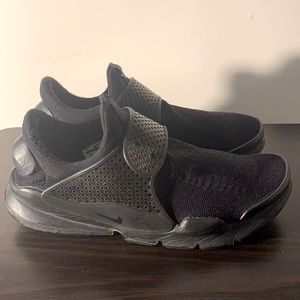 Nike Sock Dart Triple Black
